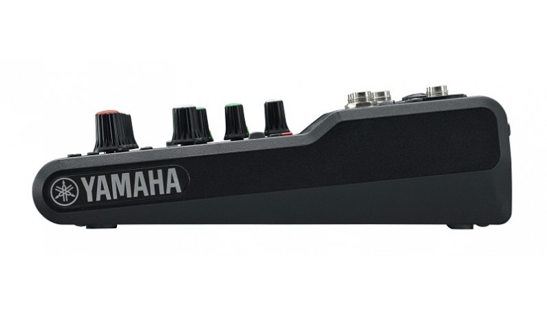 YAMAHA MG06 Мікшерний пульт 2+2 YAMAHA MG06 Мікшерний пульт 2+2