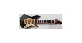 ALBERTS GIFTS 39220 Elec Guitar Black 4” Сувенір значок з магнітом