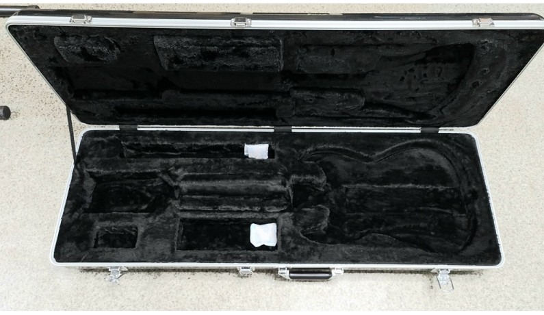 IBANEZ MP100C Кейс для електрогітари