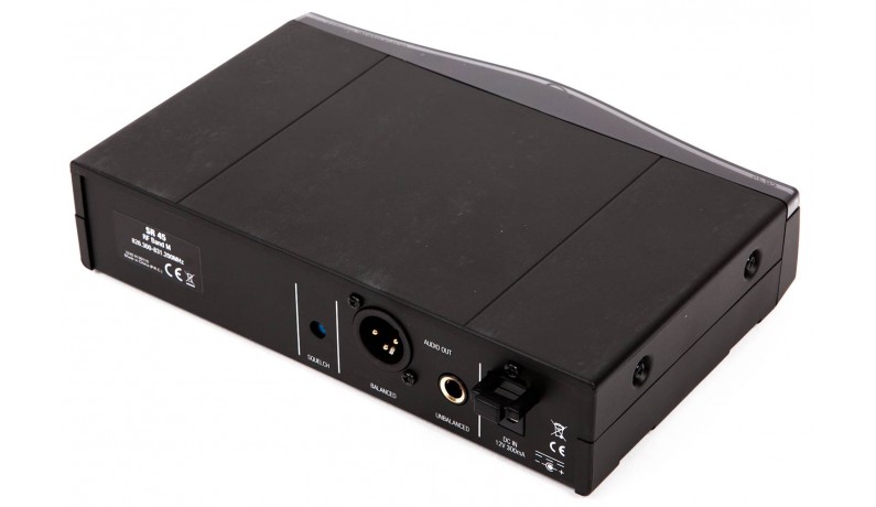 AKG Perception Wireless 45 Vocal Set Радіосистема UHF 530.025 - 559.000Mhz, один ручний мікрофон AKG Perception Wireless 45 Vocal Set Радіосистема UHF 530.025 - 559.000Mhz, один ручний мікрофон