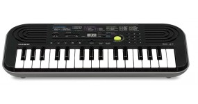 CASIO SA-47 Синтезатор з акомпонементом 32 міні-клавіші