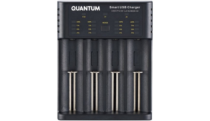 QUANTUM QM-BC4040 Зарядний пристрій для 4-х акумуляторів AA/AAA QUANTUM QM-BC4040 Зарядний пристрій для 4-х акумуляторів AA/AAA