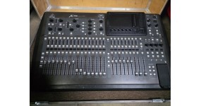 BEHRINGER X32 Цифровий мікшерний пульт 32/16 (вживаний)